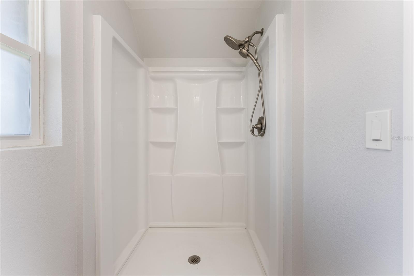 Image 60 of 100 For 5560 Frances Avenue