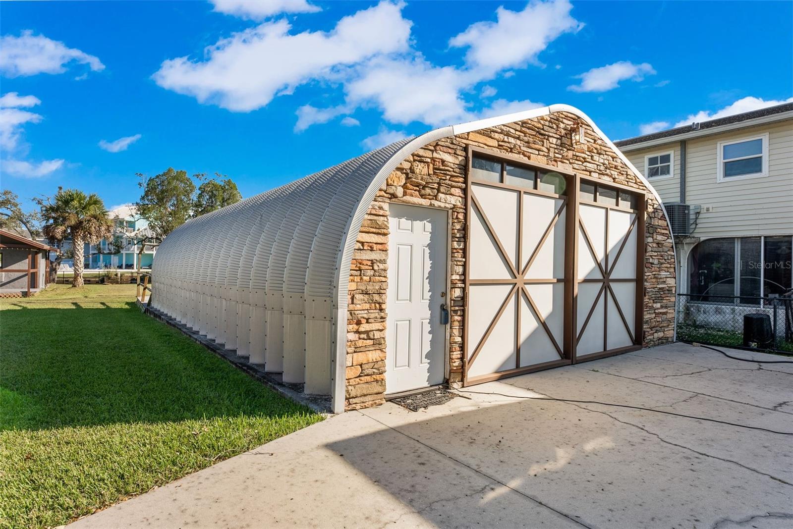 Image 69 of 100 For 5560 Frances Avenue