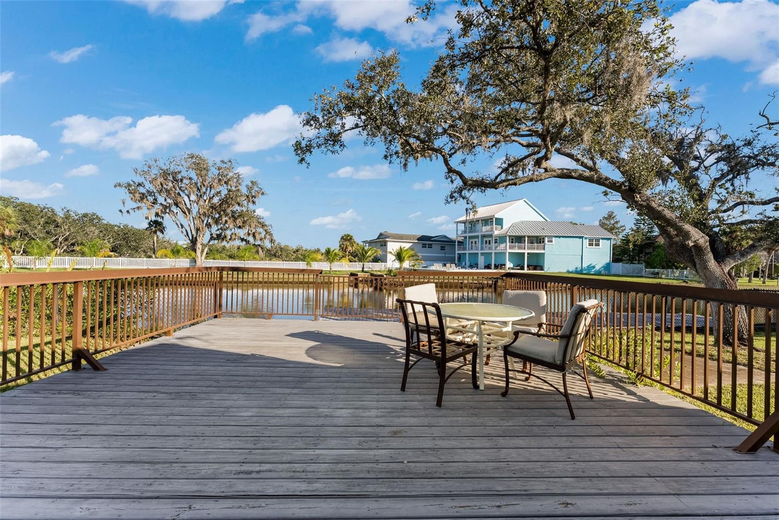 Image 84 of 100 For 5560 Frances Avenue