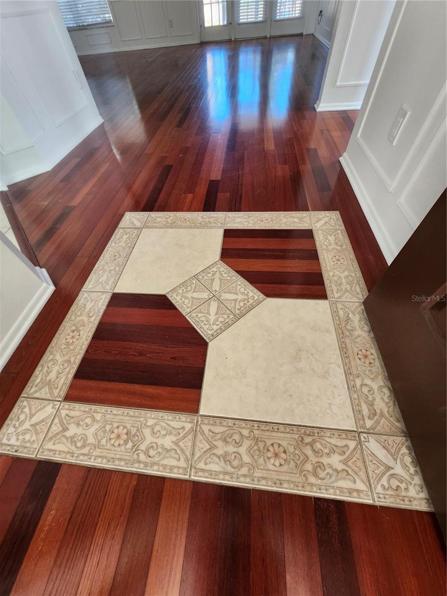 Image 4 of 21 For 1512 Bay View Street