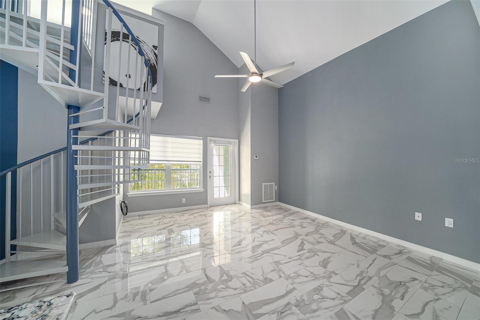 Image 13 of 22 For 1640 Villa Capri Circle 301