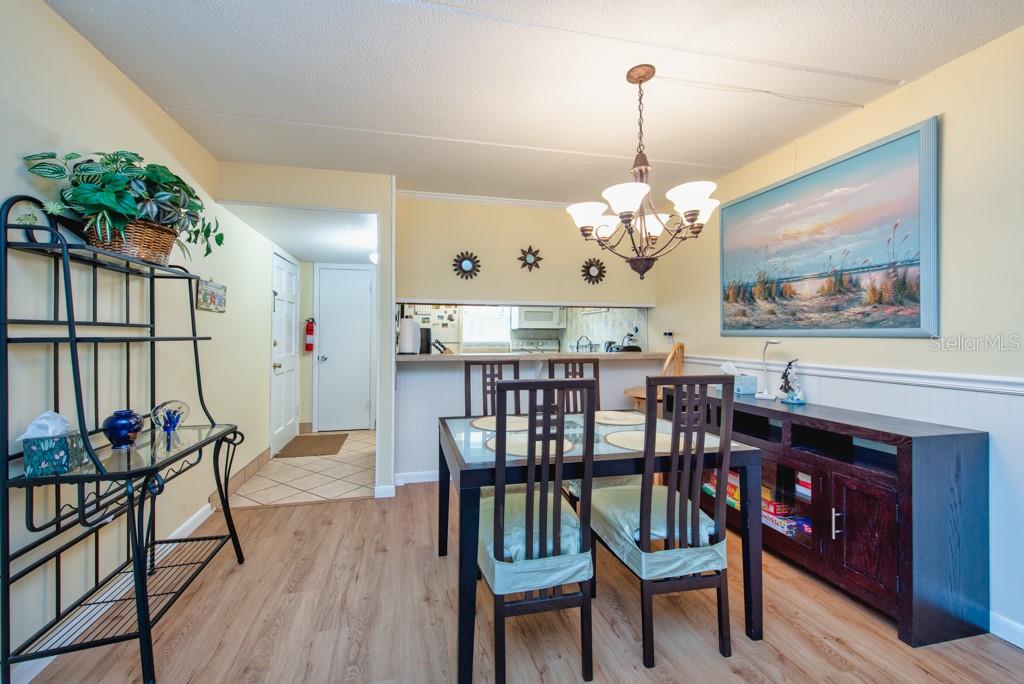 Image 11 of 49 For 12760 Indian Rocks Road 601