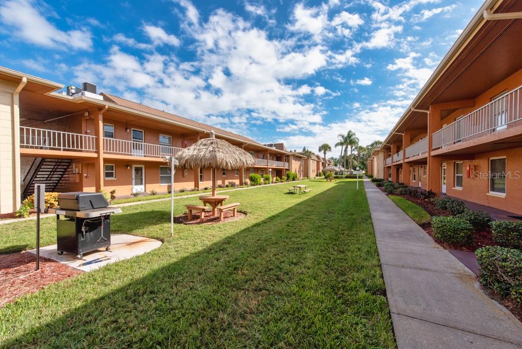 Image 2 of 49 For 12760 Indian Rocks Road 601