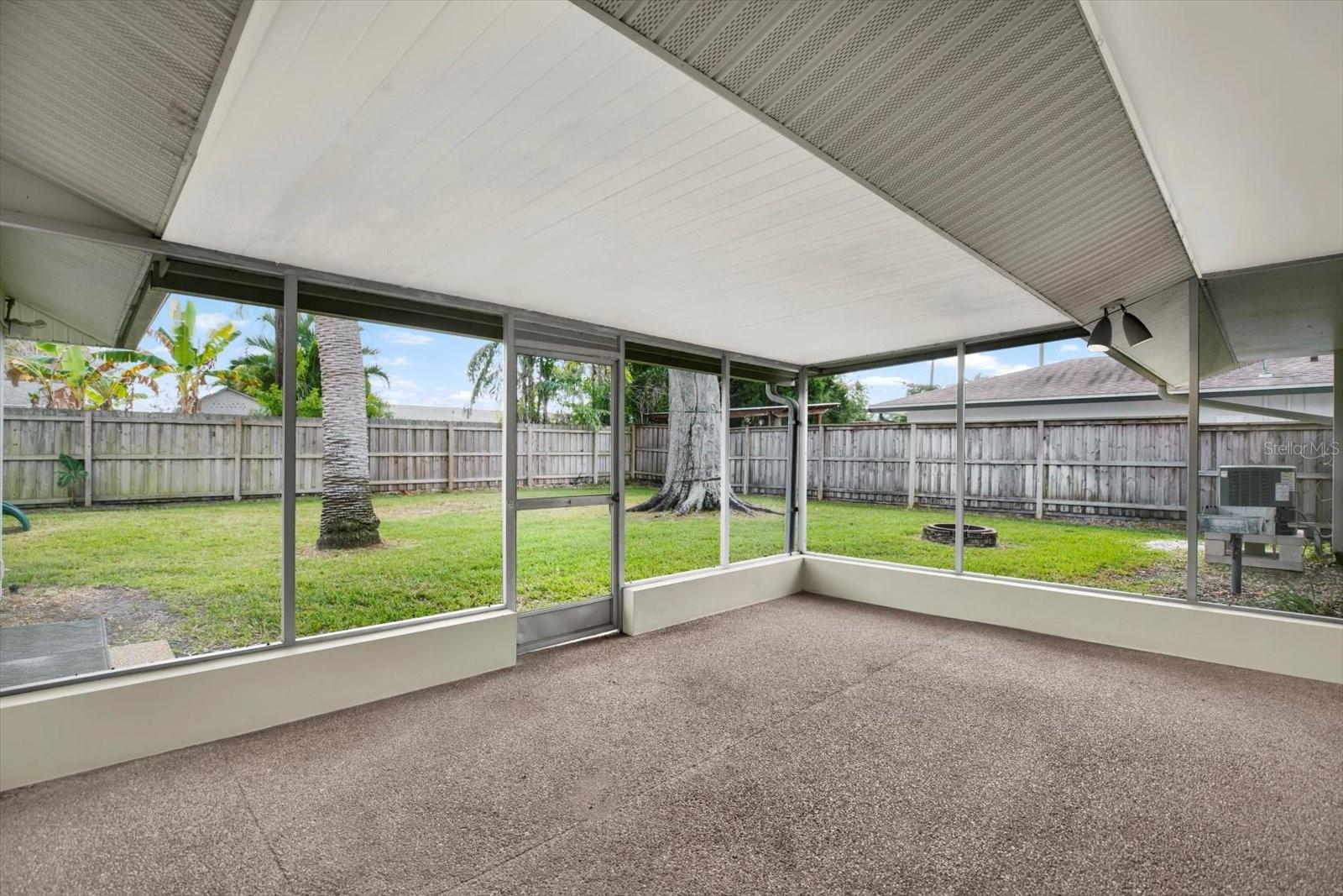 Image 21 of 29 For 1500 86th Avenue N