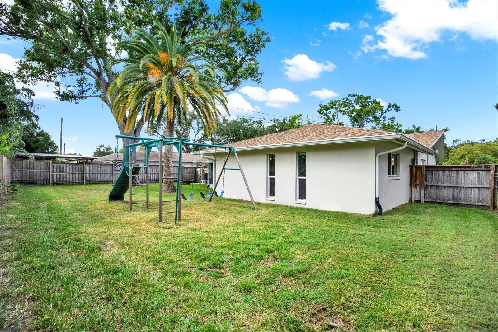 Image 23 of 29 For 1500 86th Avenue N