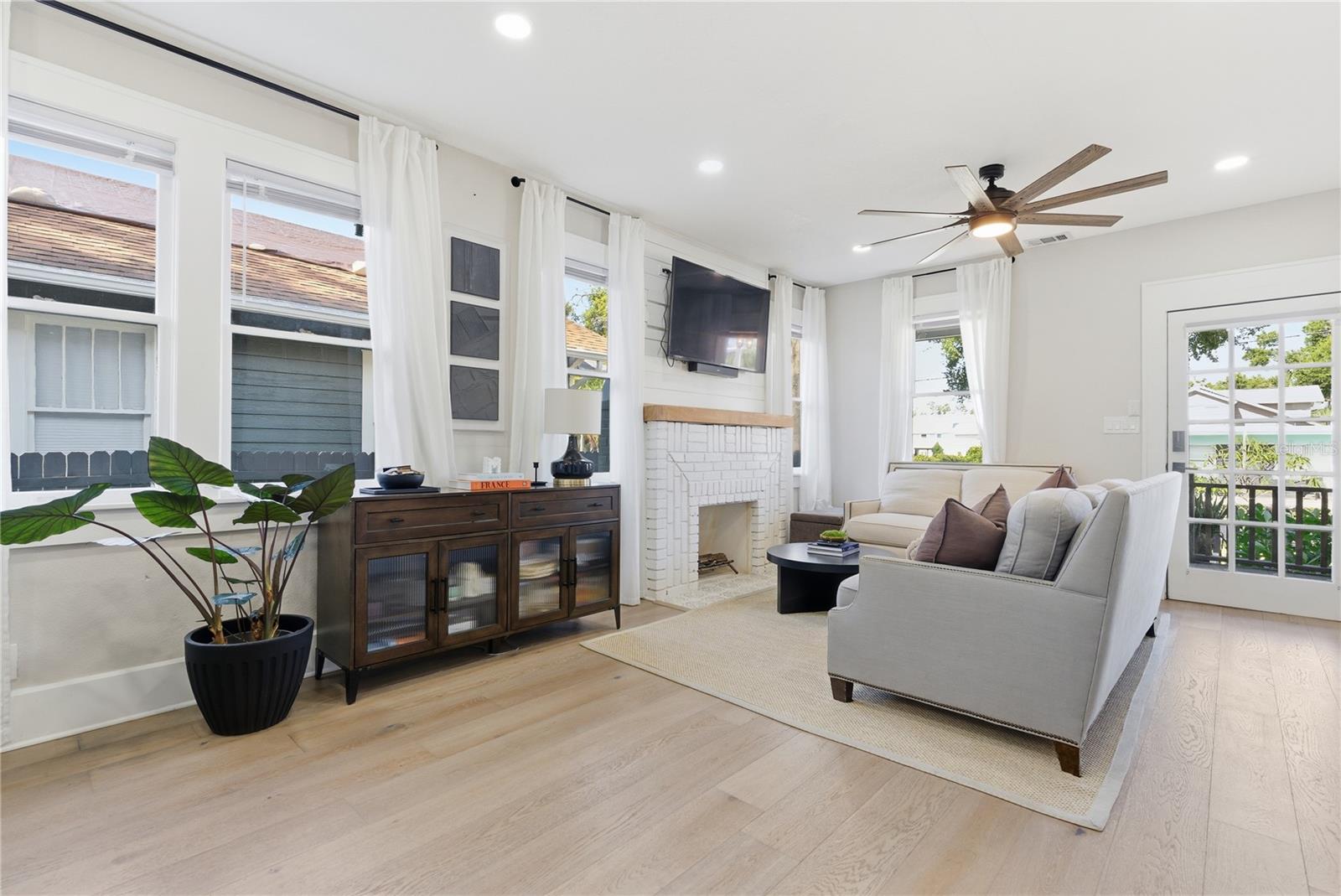 Image 14 of 49 For 540 9th Avenue N