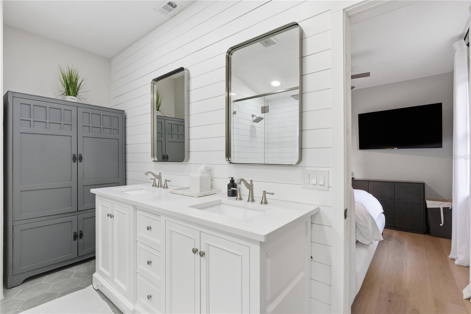 Image 25 of 49 For 540 9th Avenue N