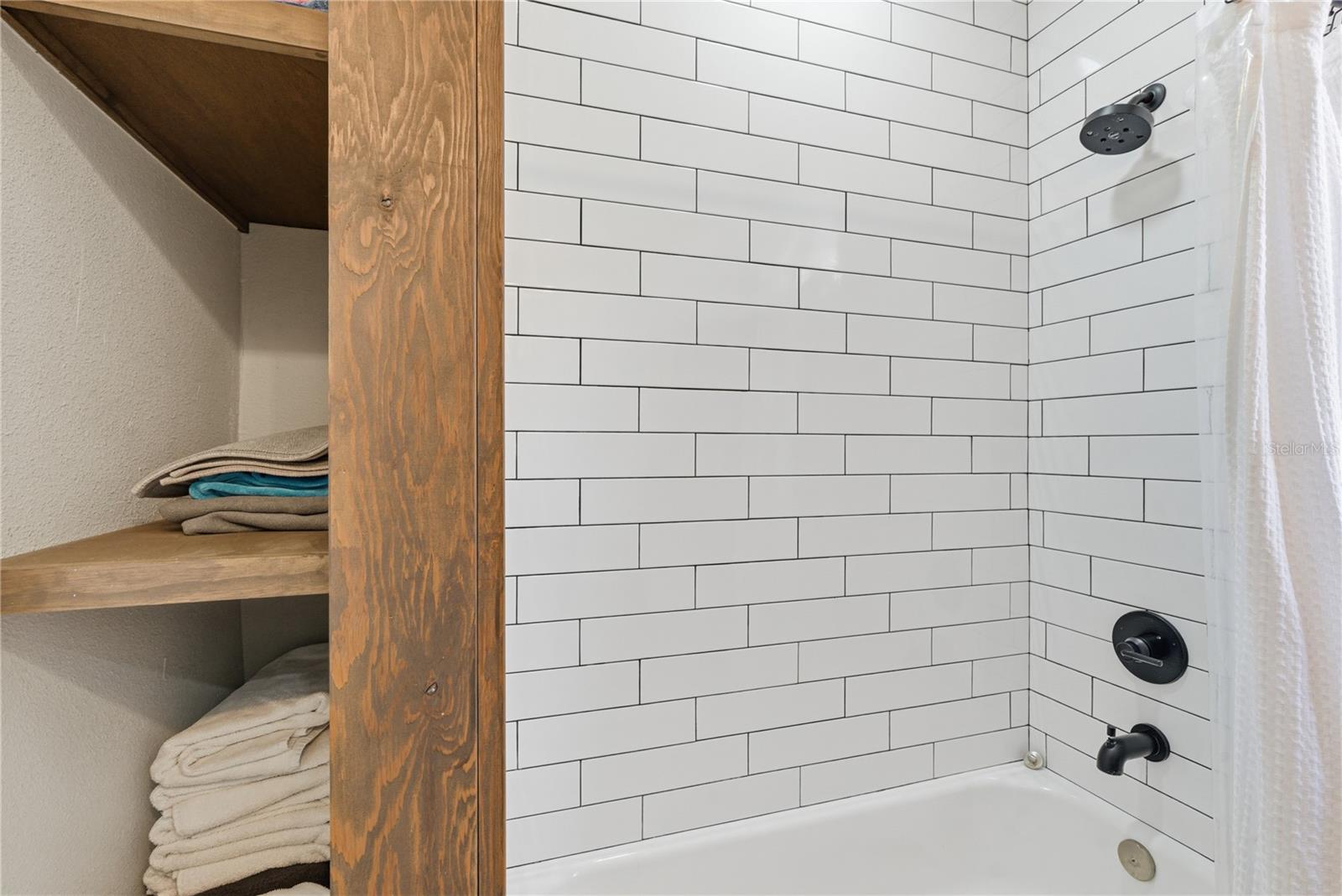 Image 28 of 49 For 540 9th Avenue N