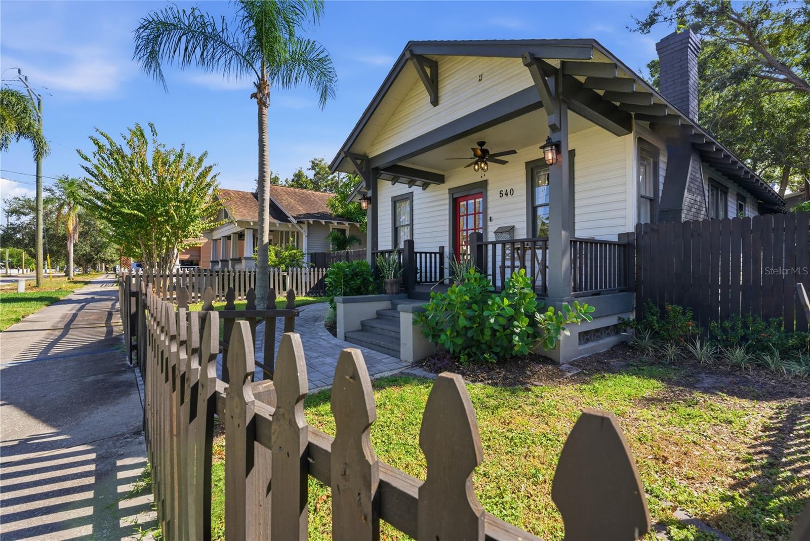 Image 3 of 49 For 540 9th Avenue N