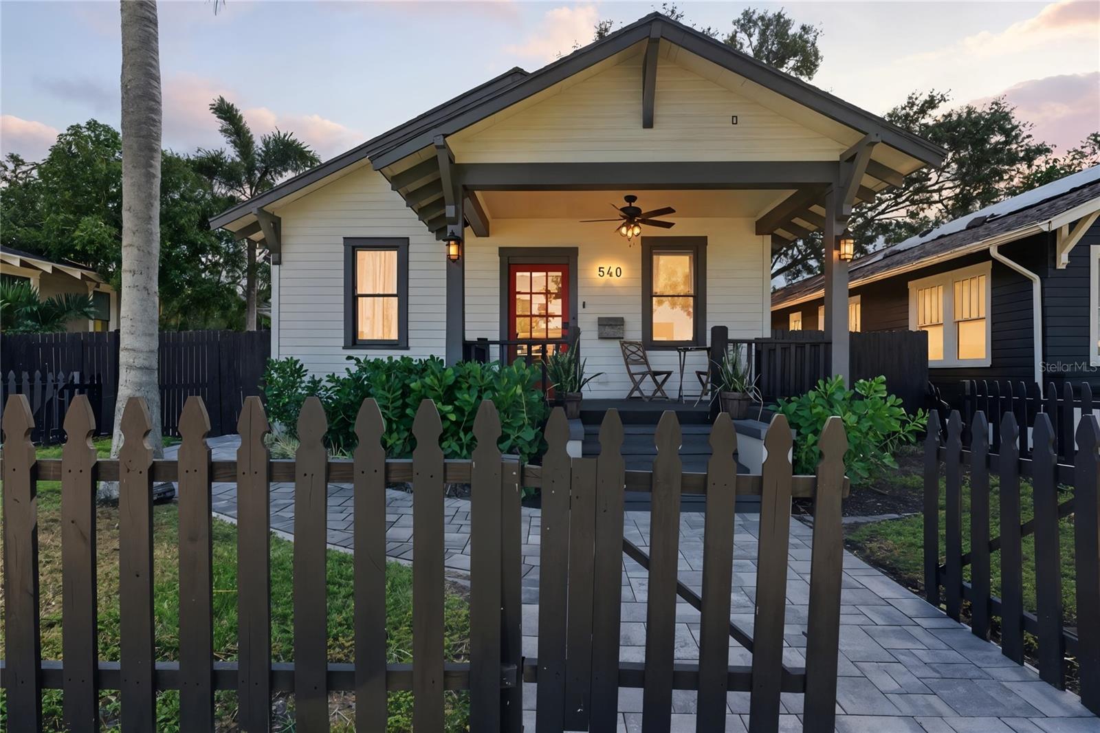 Image 4 of 49 For 540 9th Avenue N