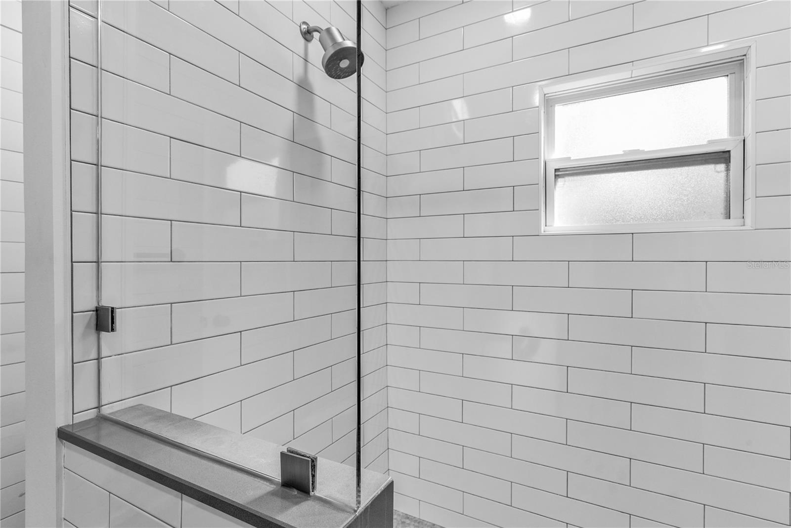 Image 9 of 49 For 540 9th Avenue N