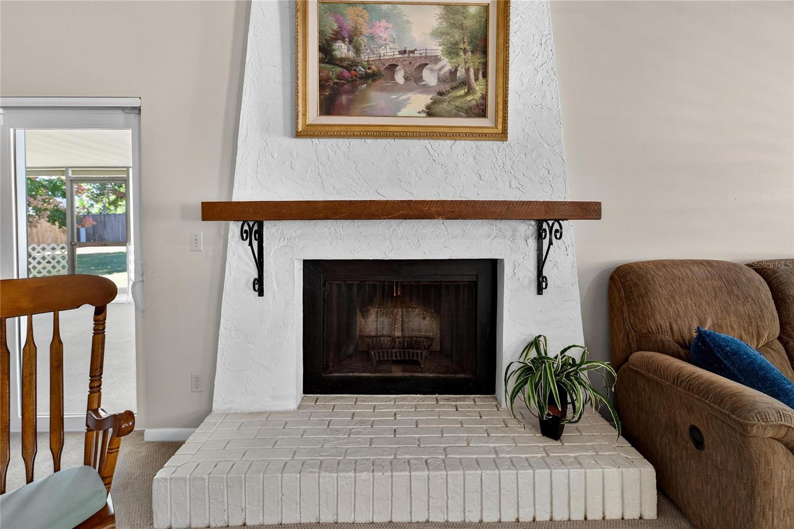 Listing photo id 9 for 612 Green Cove Drive