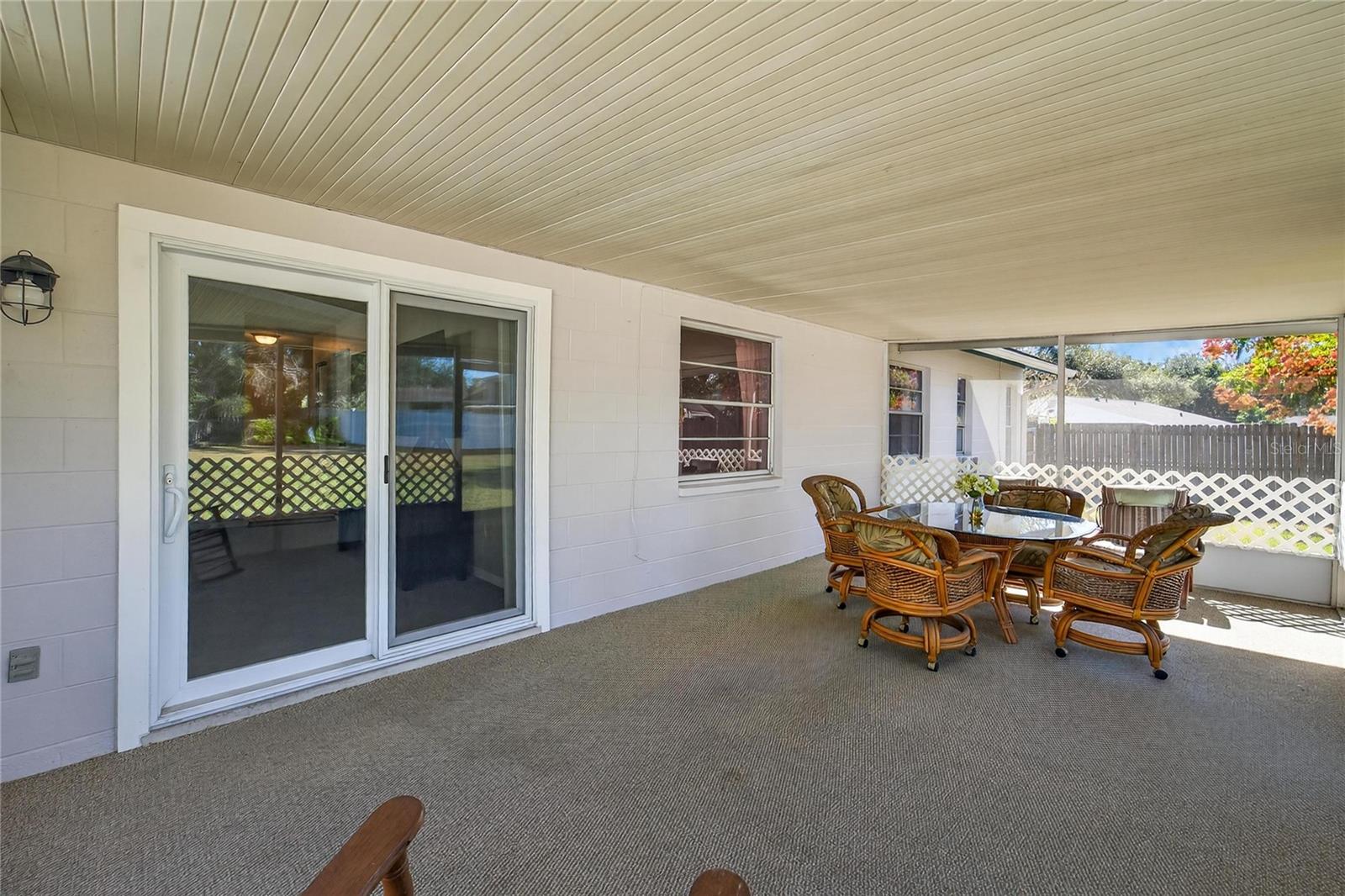 Listing photo id 43 for 612 Green Cove Drive