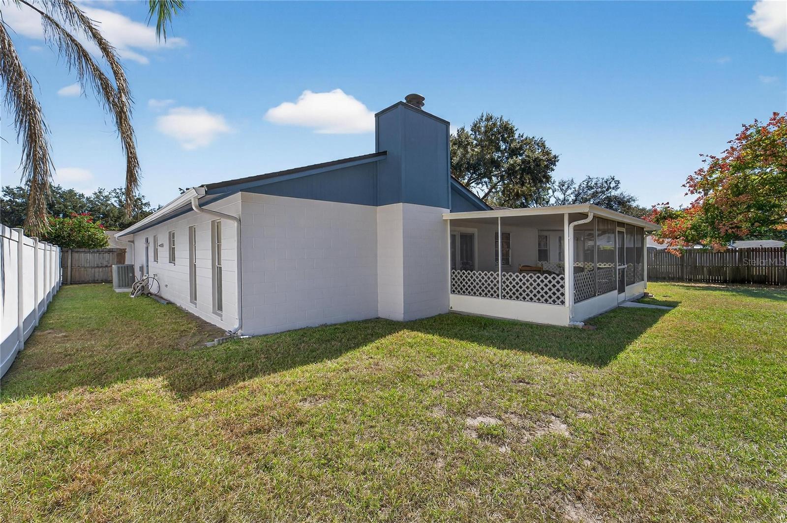 Listing photo id 49 for 612 Green Cove Drive