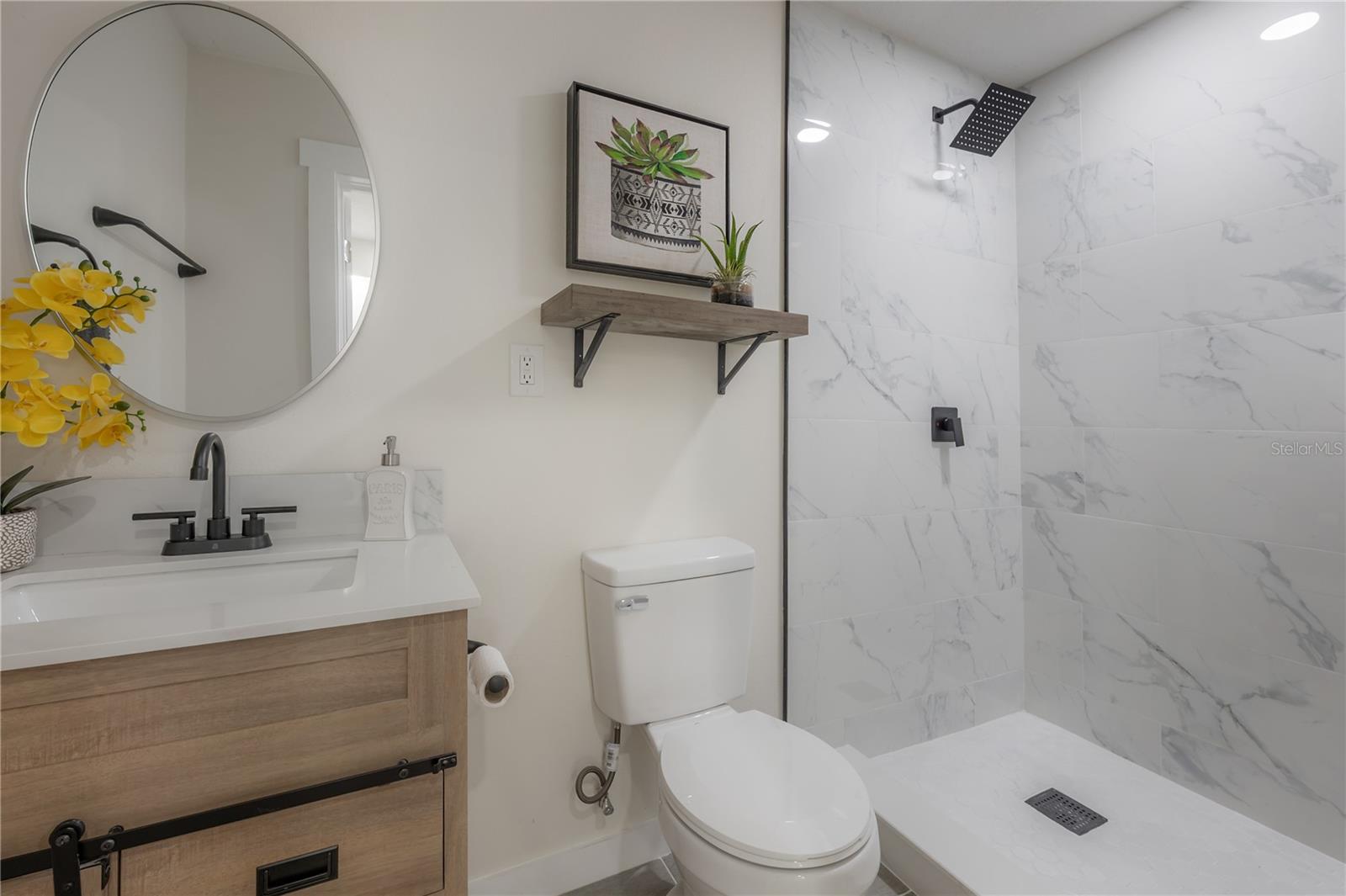 Image 19 of 34 For 8004 Klondyke Street