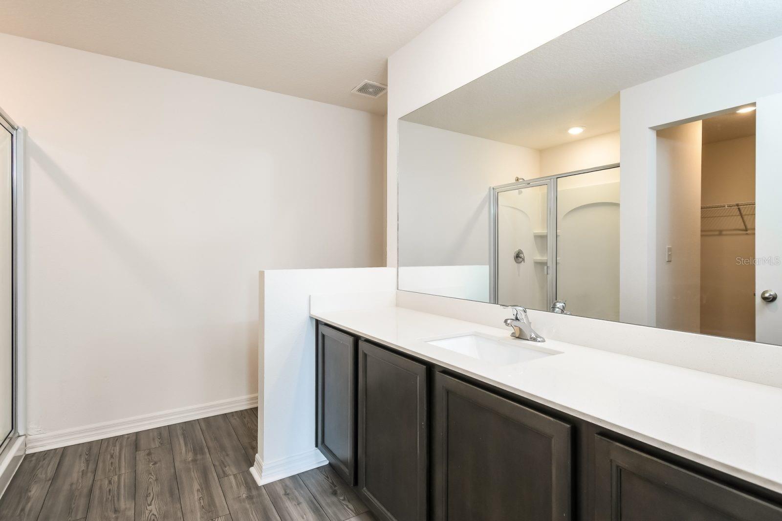 Image 8 of 11 For 505 Kensington View Drive