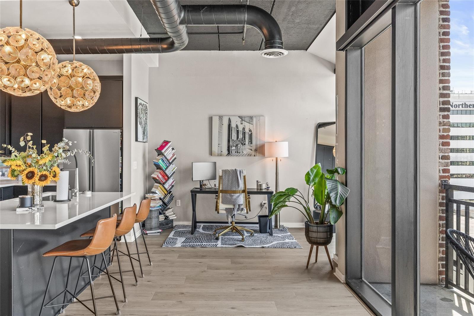 Image 17 of 48 For 175 2nd Street S 809