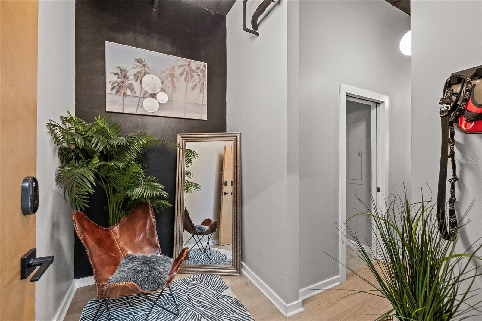 Image 8 of 48 For 175 2nd Street S 809