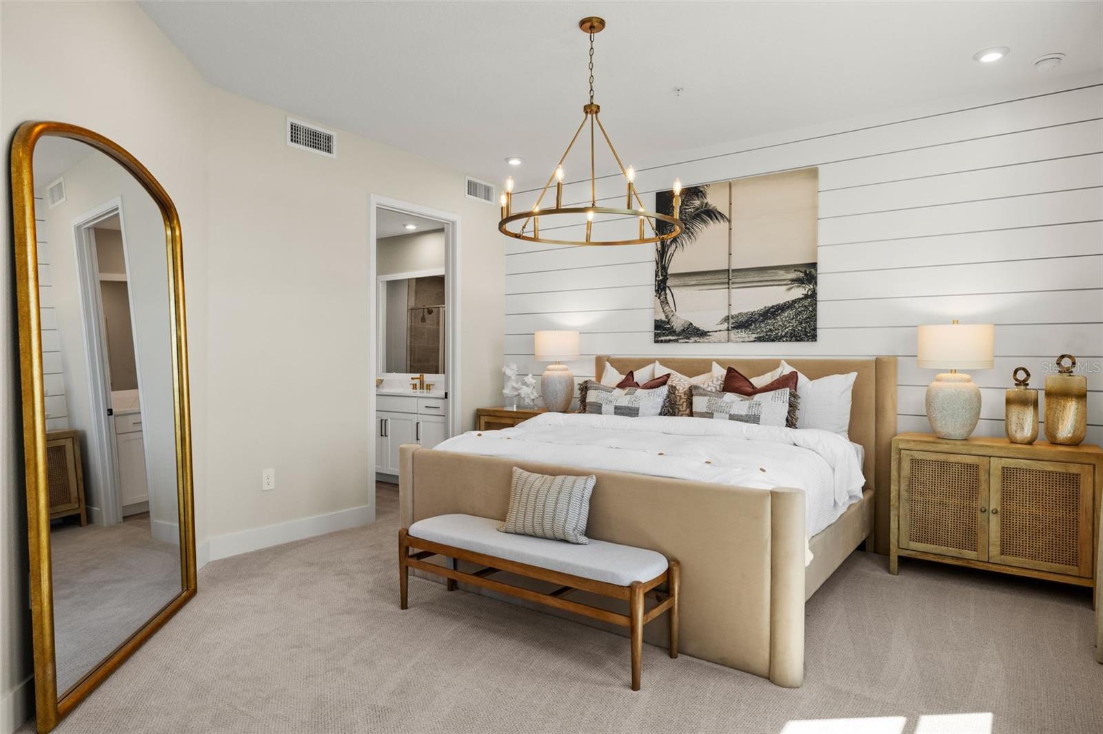 Image 16 of 32 For 12785 Jade Empress Loop 102