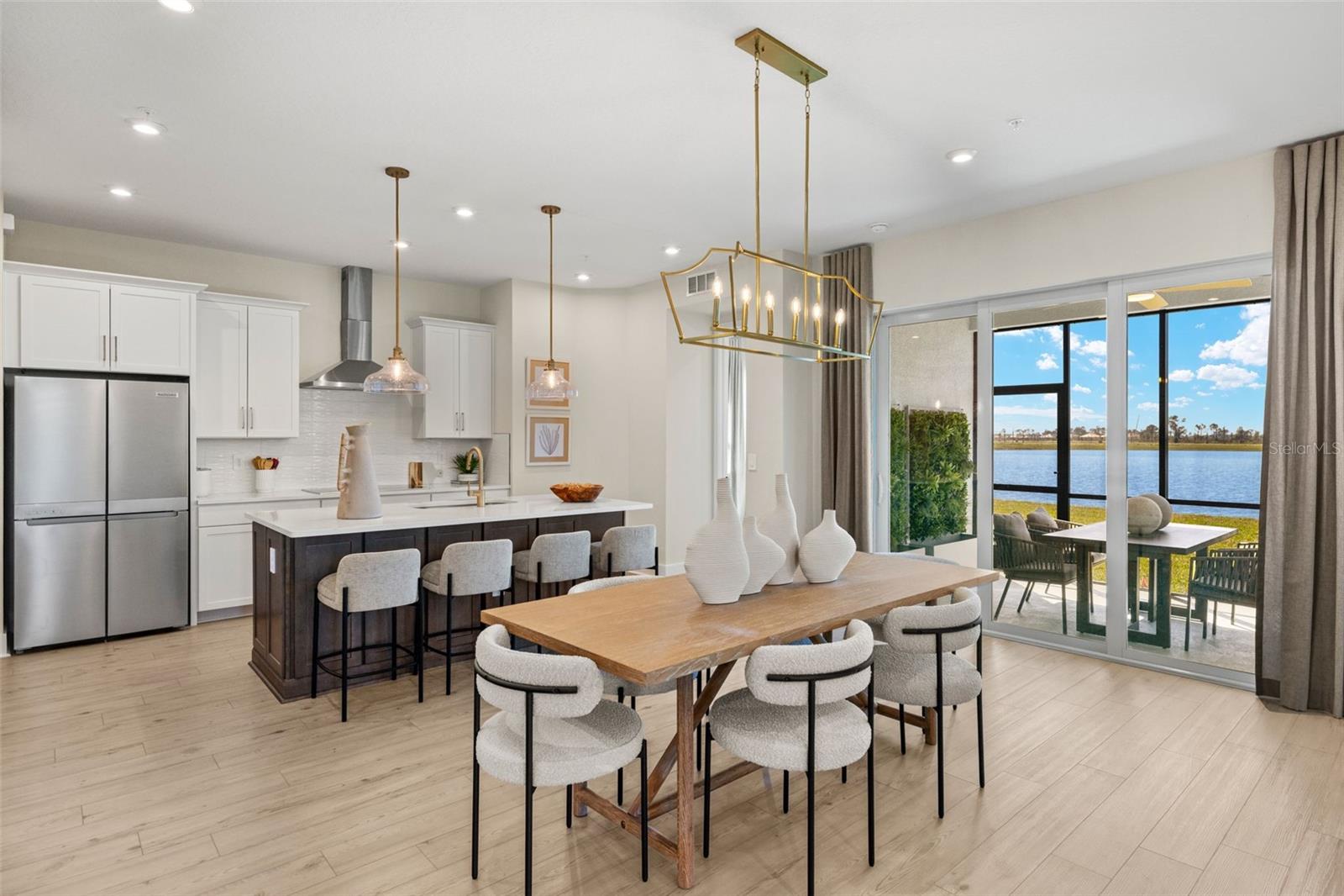 Image 8 of 32 For 12785 Jade Empress Loop 102