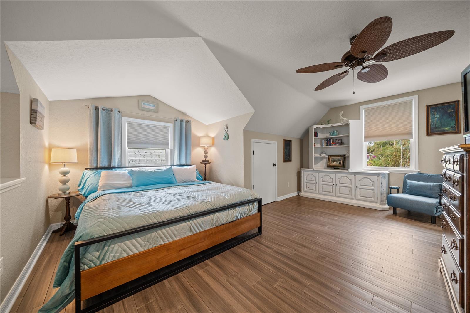 Image 19 of 26 For 428 Milwaukee Avenue