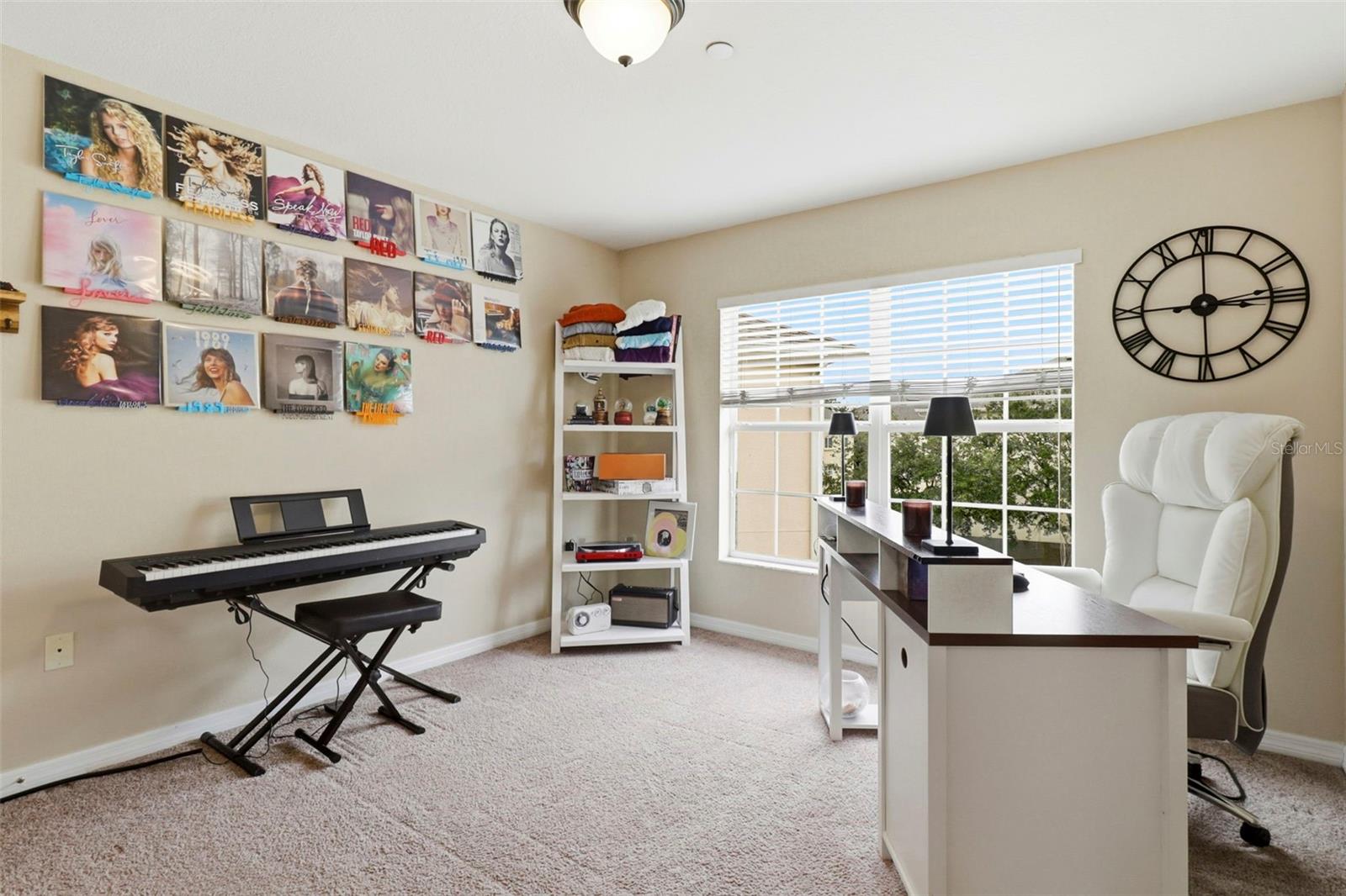 Image 22 of 45 For 10144 Arbor Run Drive 70