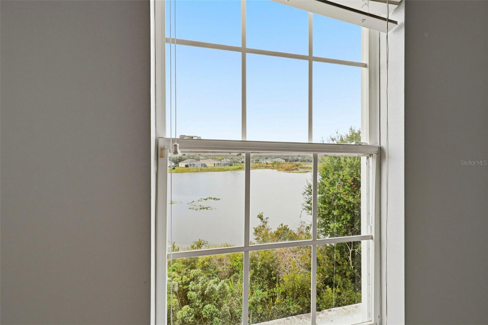 Image 31 of 45 For 10144 Arbor Run Drive 70