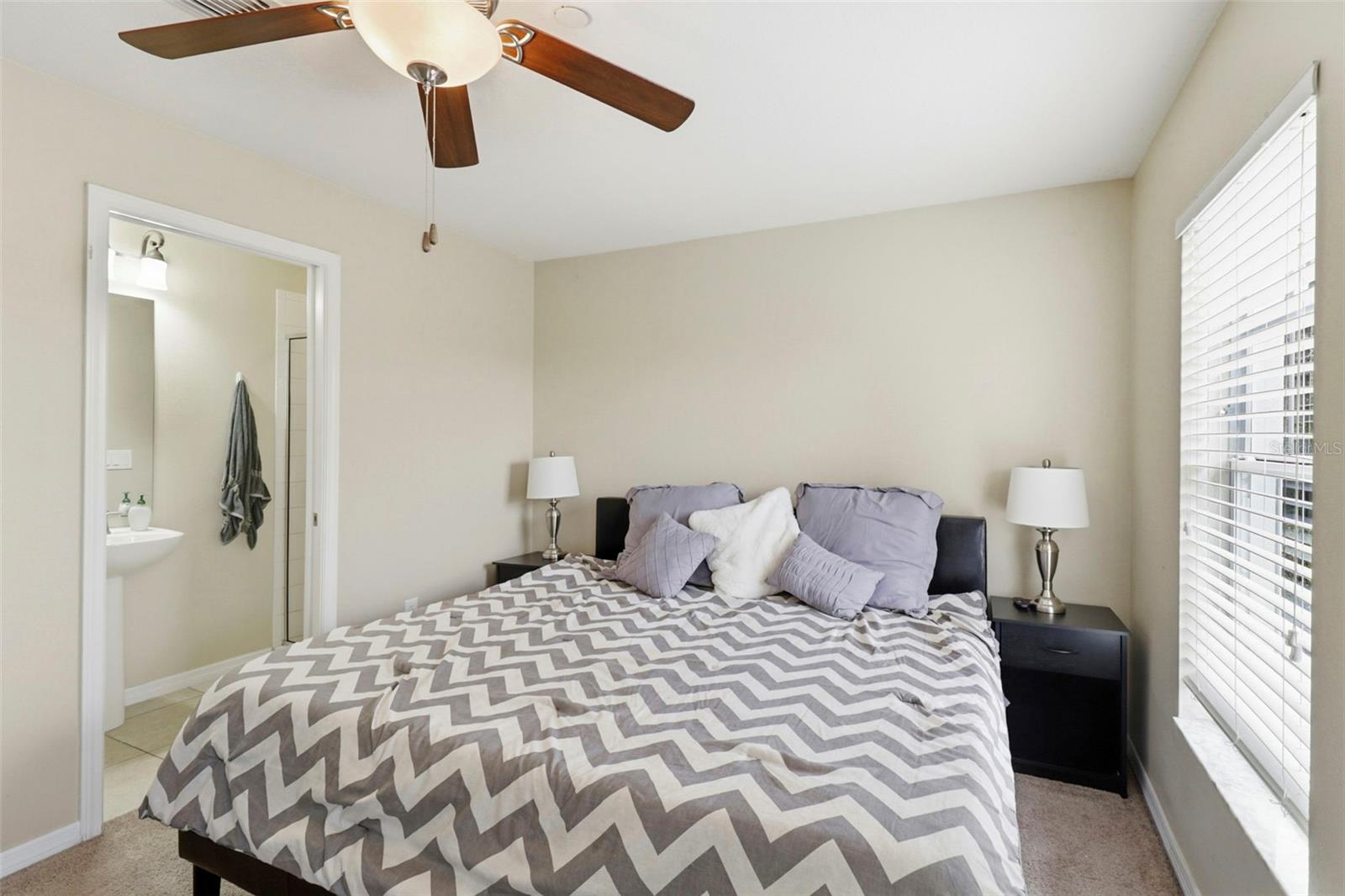 Image 7 of 45 For 10144 Arbor Run Drive 70