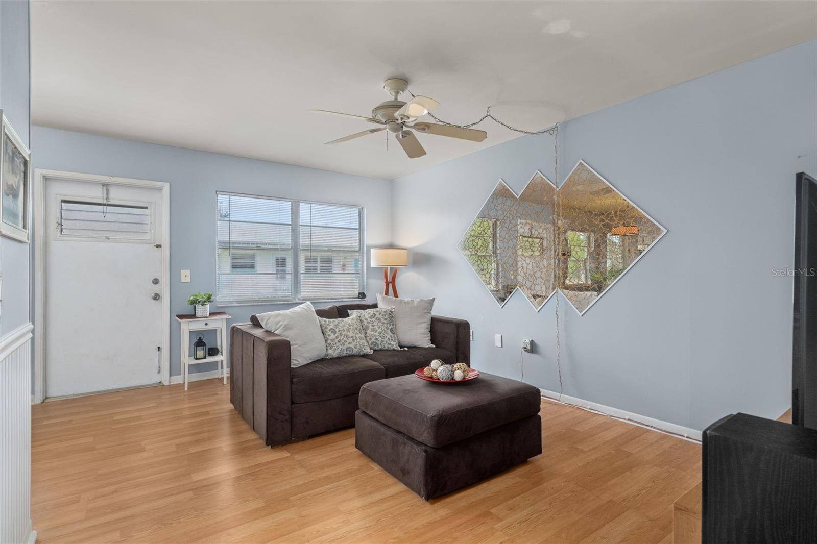 Image 10 of 36 For 5875 18th Street N 19