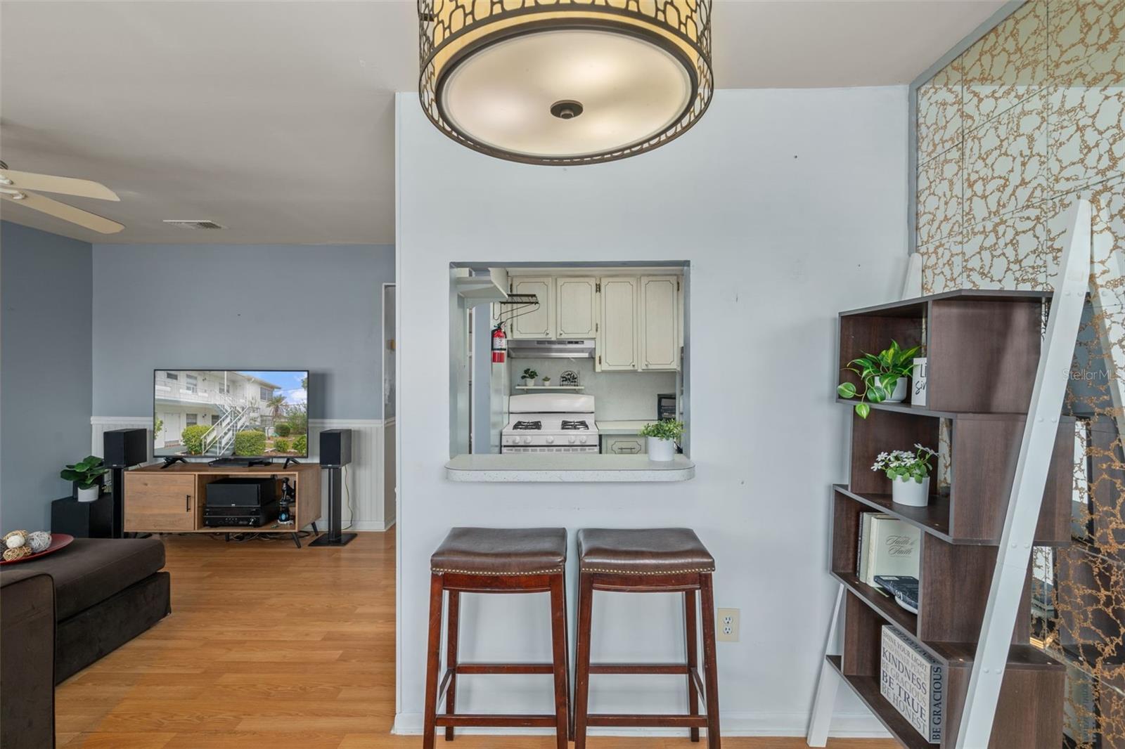 Image 14 of 36 For 5875 18th Street N 19