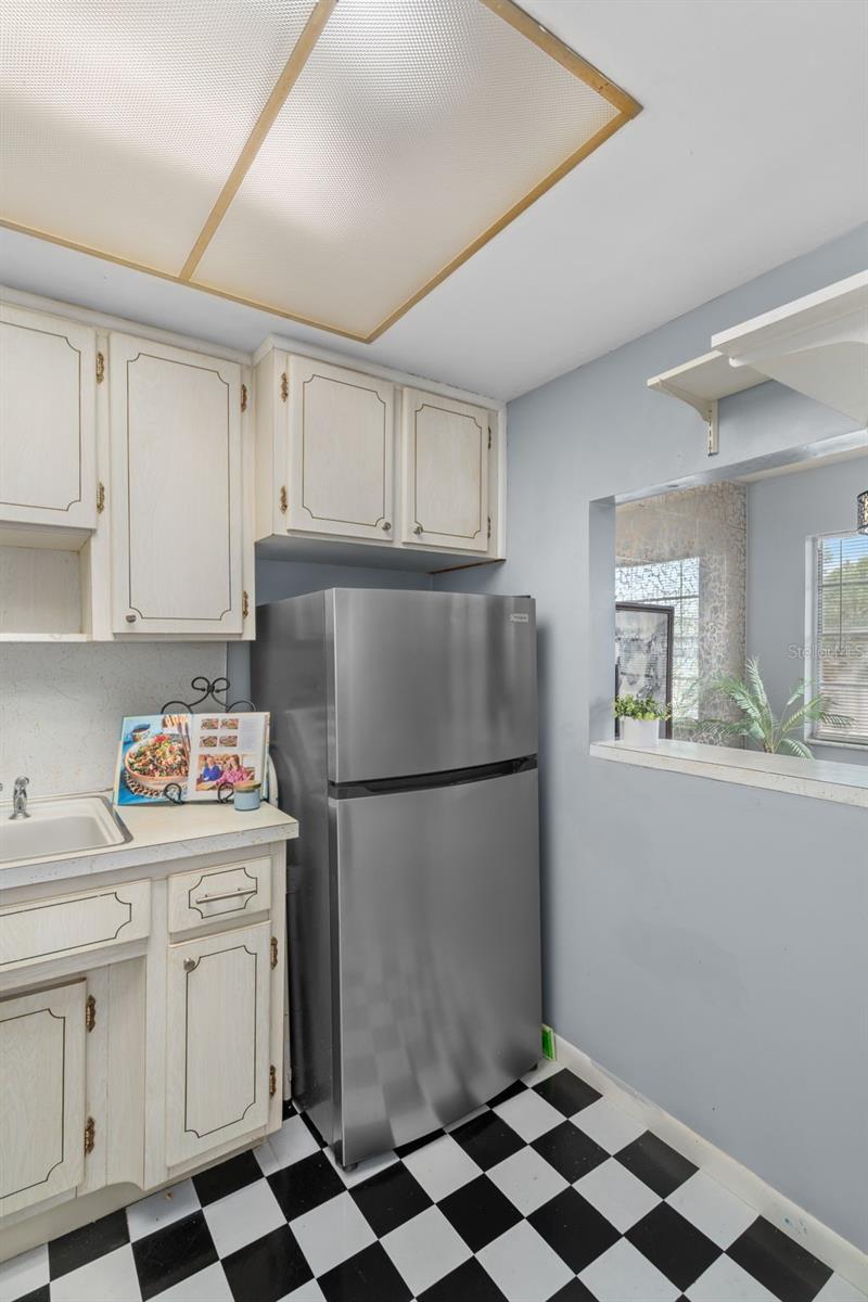 Image 20 of 36 For 5875 18th Street N 19