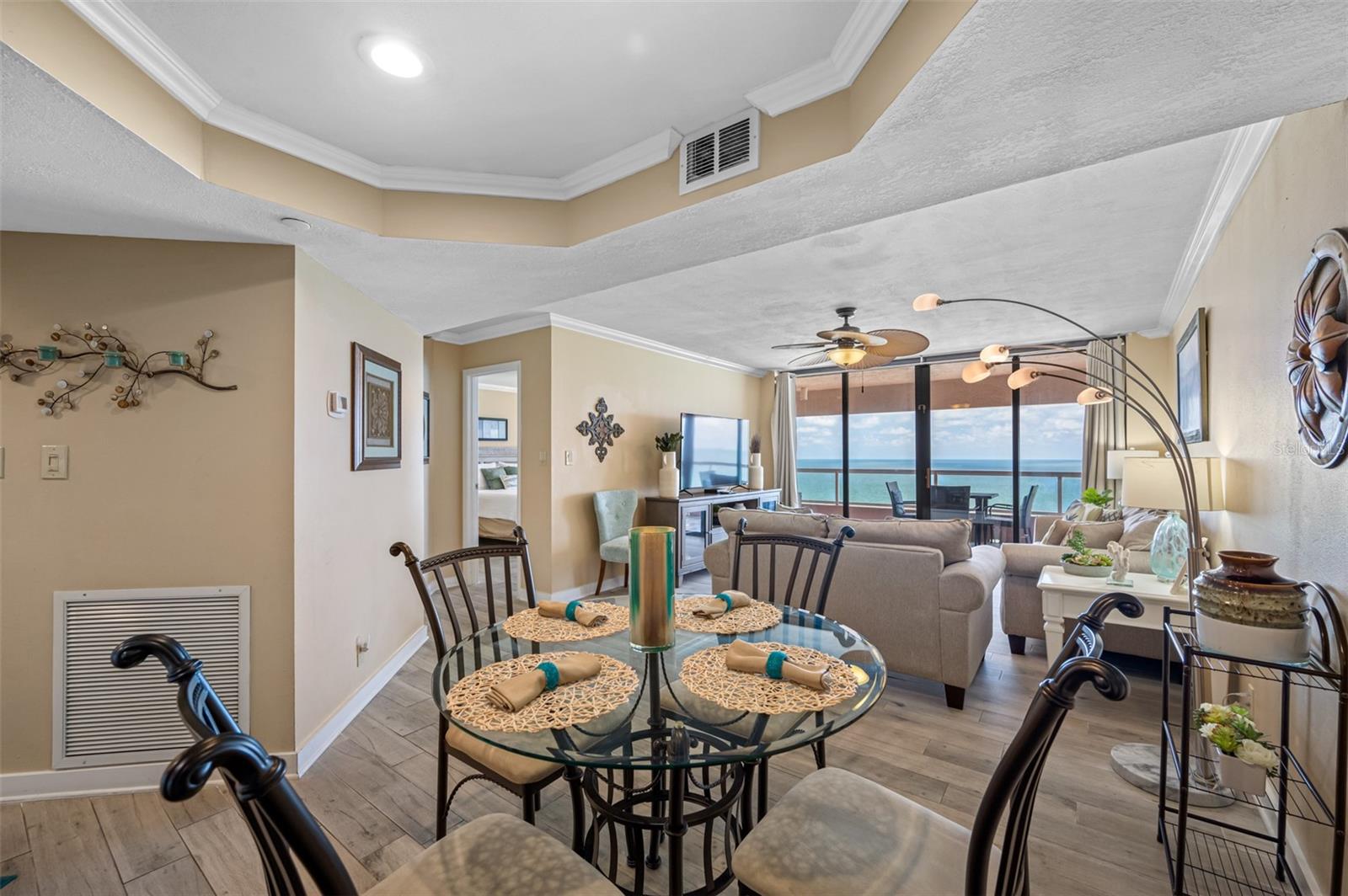 Image 18 of 60 For 1340 Gulf Boulevard 16b