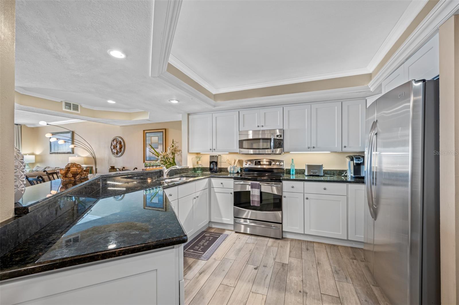 Image 20 of 60 For 1340 Gulf Boulevard 16b