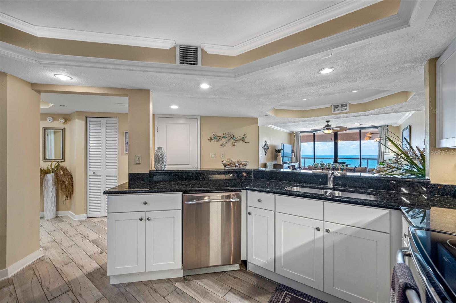 Image 21 of 60 For 1340 Gulf Boulevard 16b