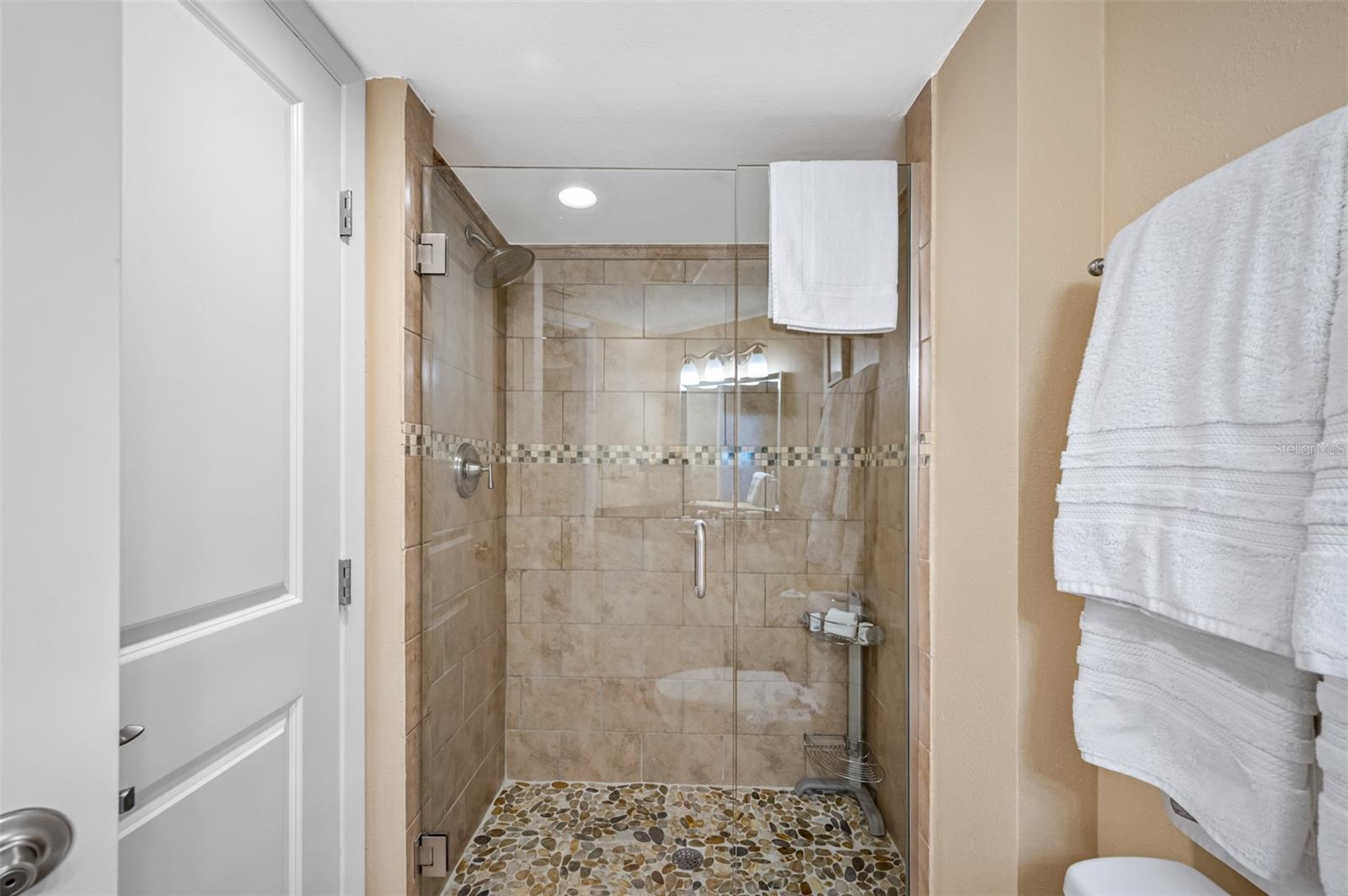 Image 40 of 60 For 1340 Gulf Boulevard 16b