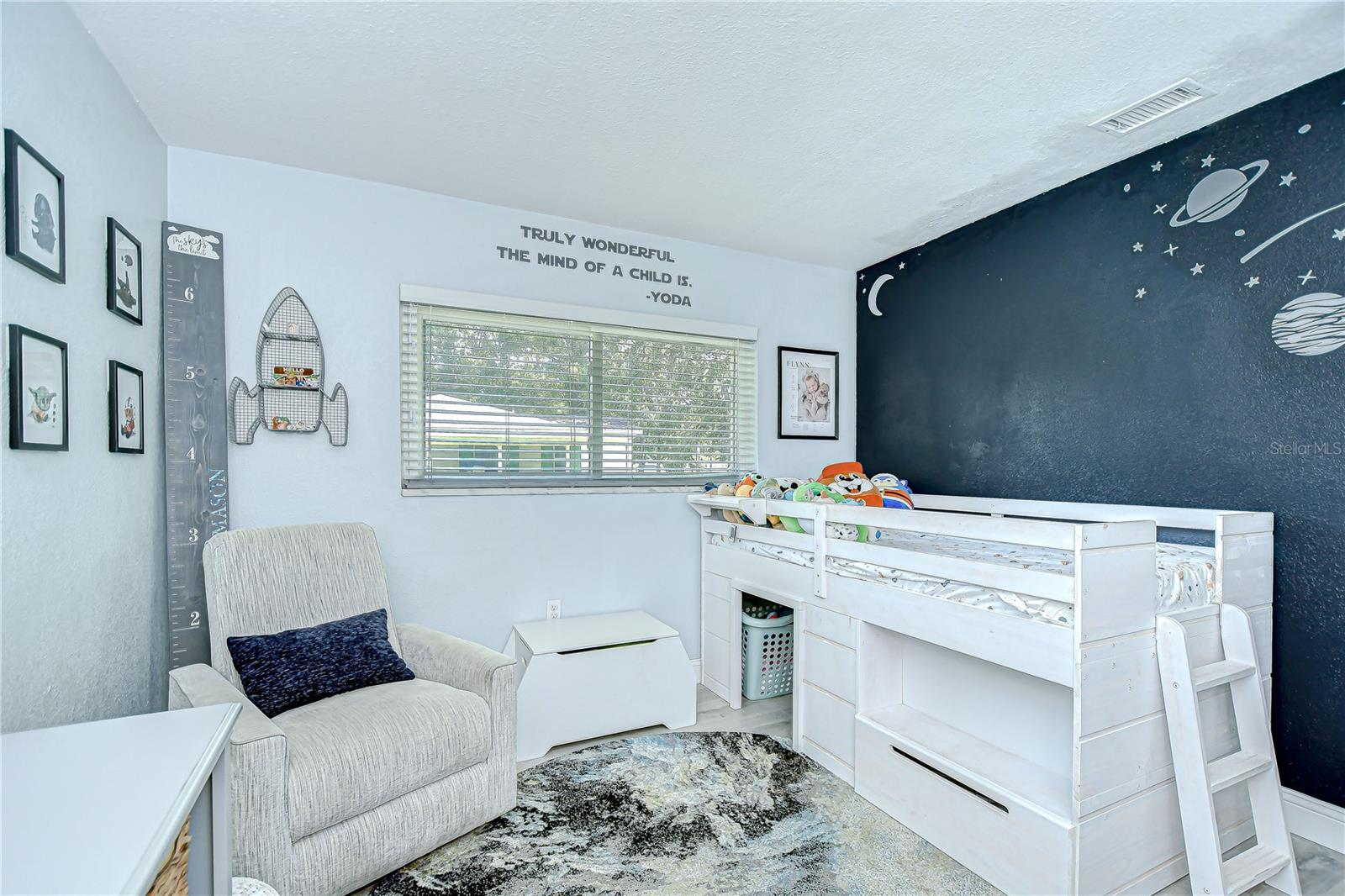 Image 27 of 41 For 910 Linwood Terrace