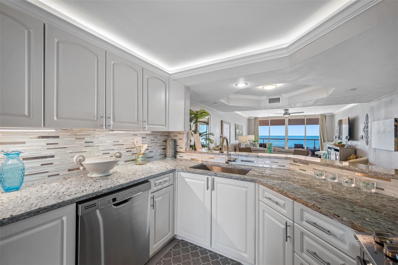 Image 18 of 58 For 1340 Gulf Boulevard 15e