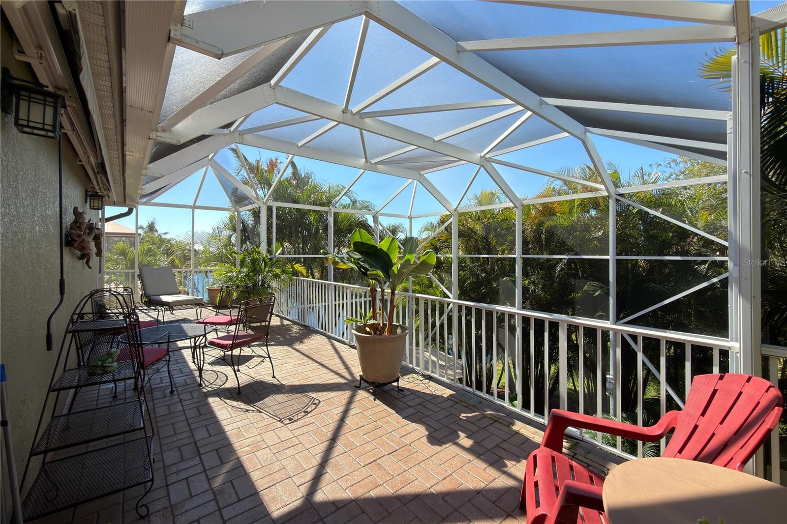 Image 42 of 95 For 313 10th Avenue E