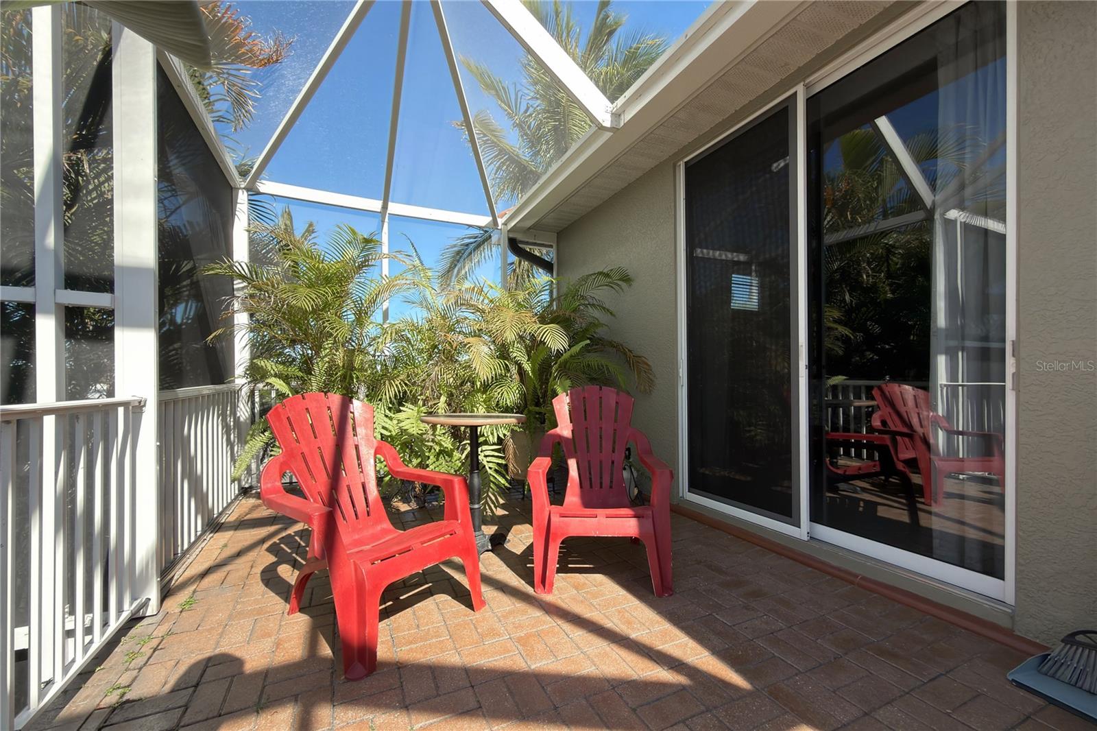 Image 44 of 95 For 313 10th Avenue E