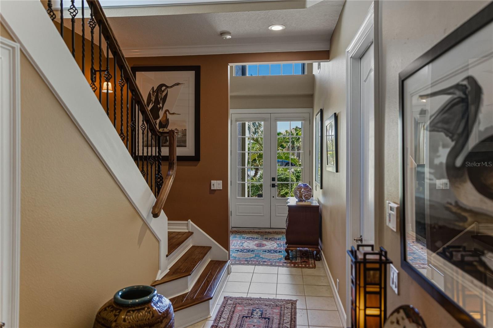 Image 6 of 95 For 313 10th Avenue E