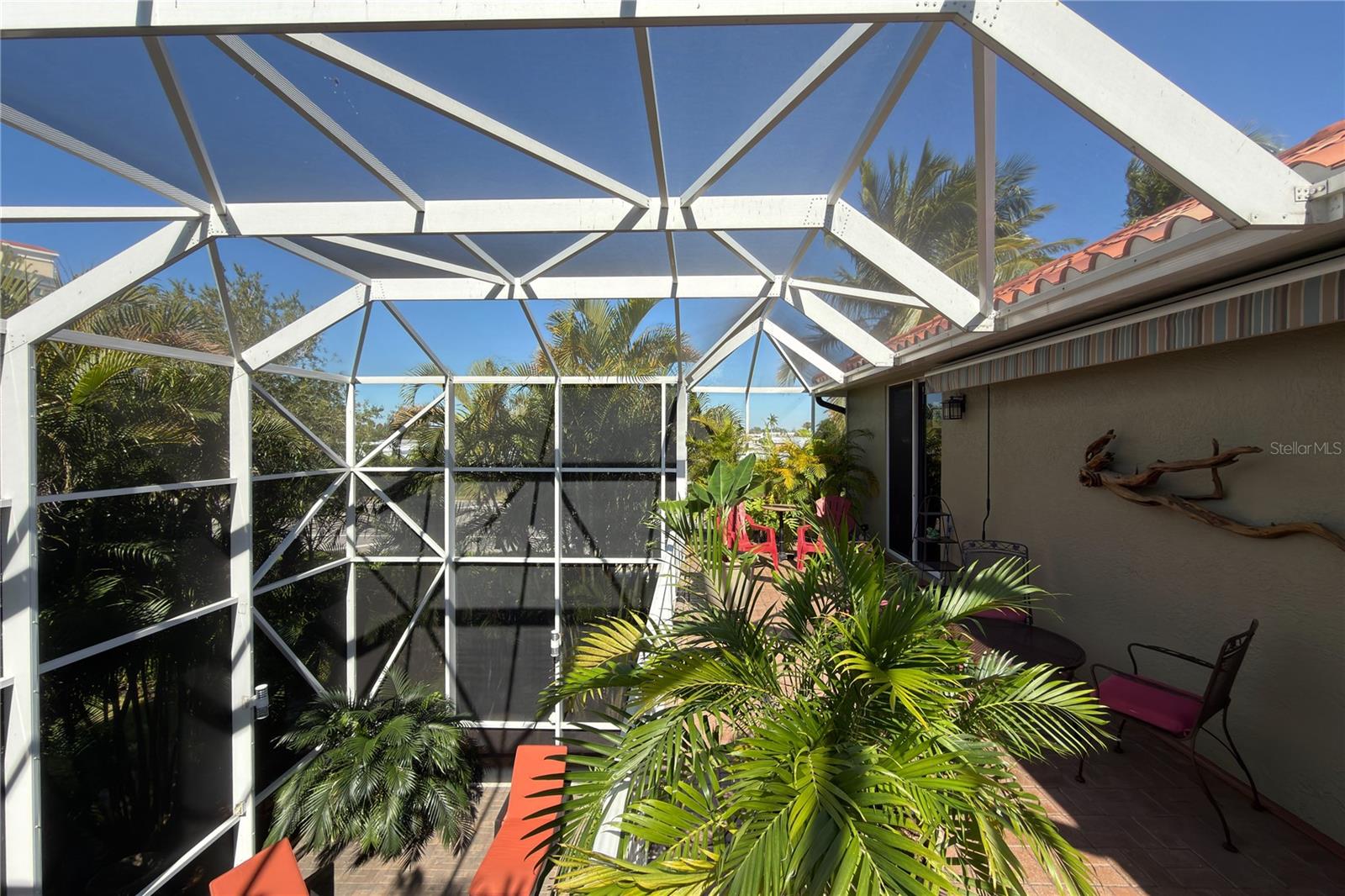 Image 62 of 95 For 313 10th Avenue E