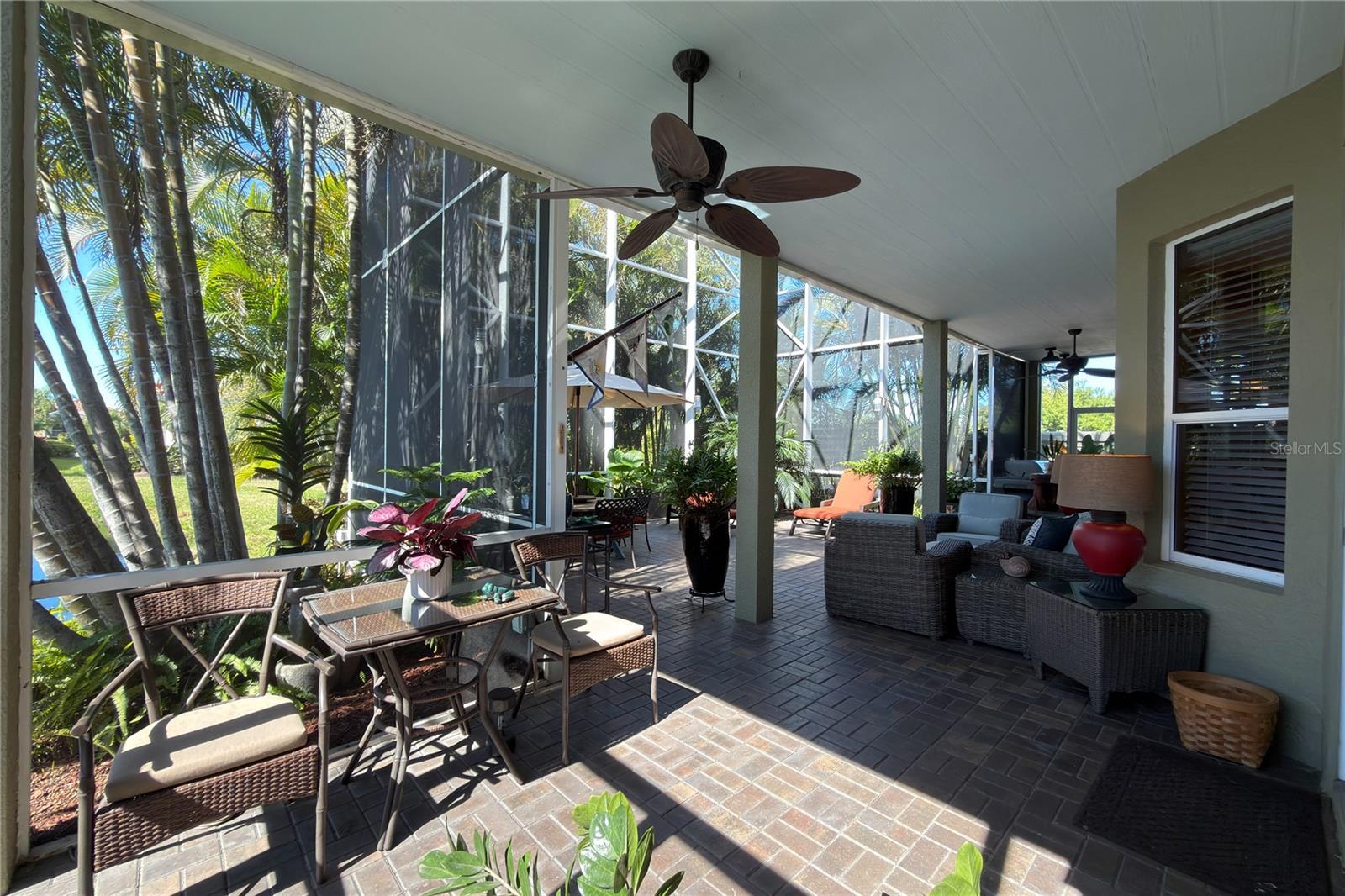 Image 64 of 95 For 313 10th Avenue E