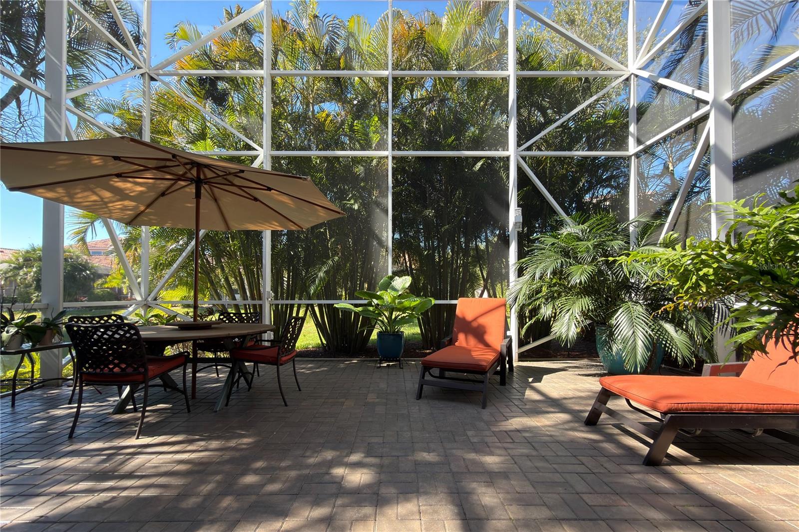 Image 70 of 95 For 313 10th Avenue E