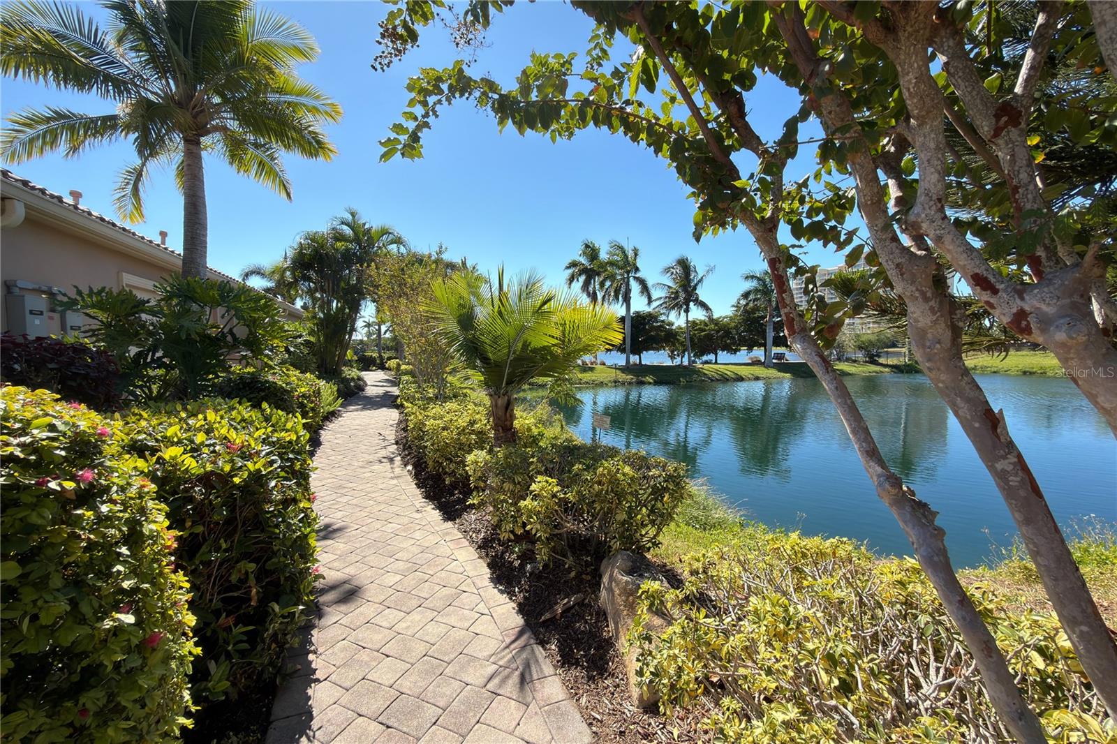 Image 92 of 95 For 313 10th Avenue E