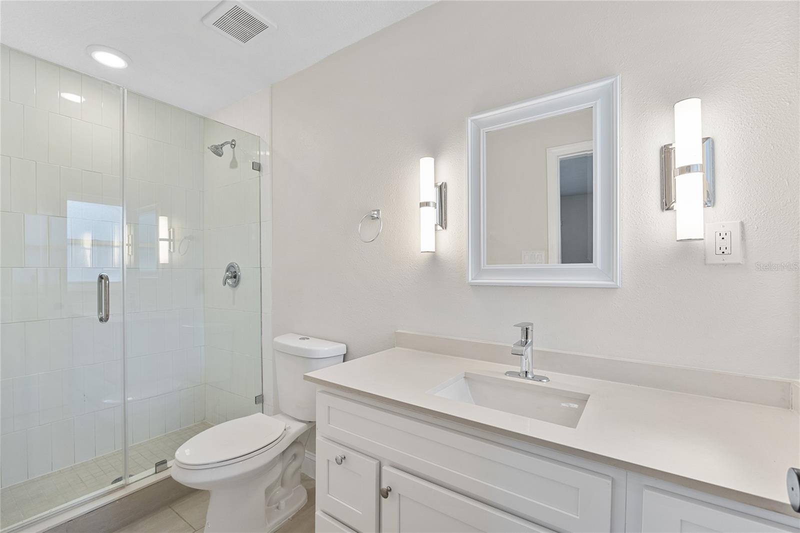 Image 21 of 31 For 1905 West Shore Boulevard