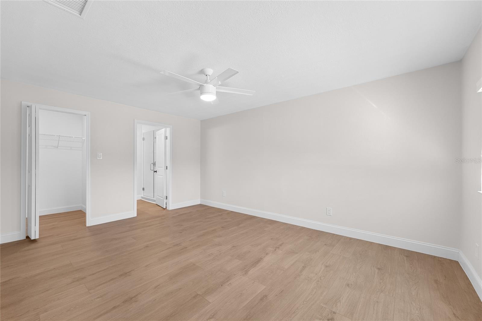 Image 4 of 31 For 1905 West Shore Boulevard