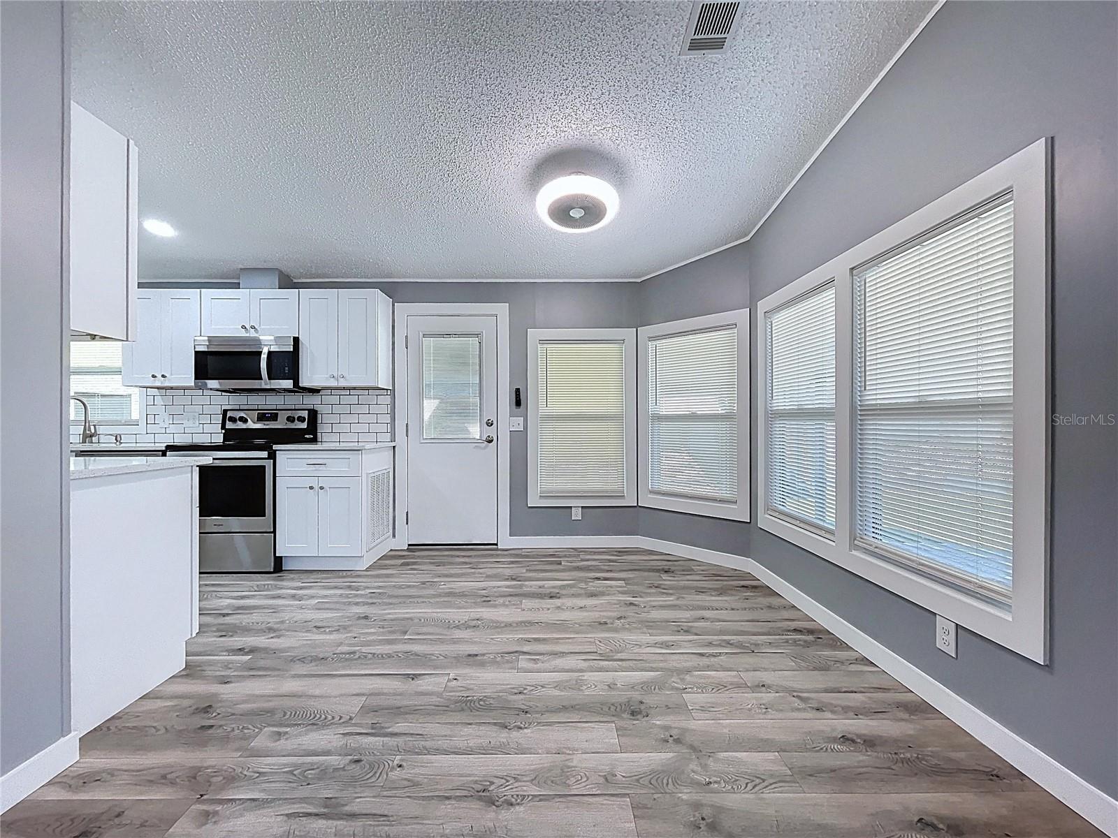 Image 29 of 64 For 35934 Bueno Drive