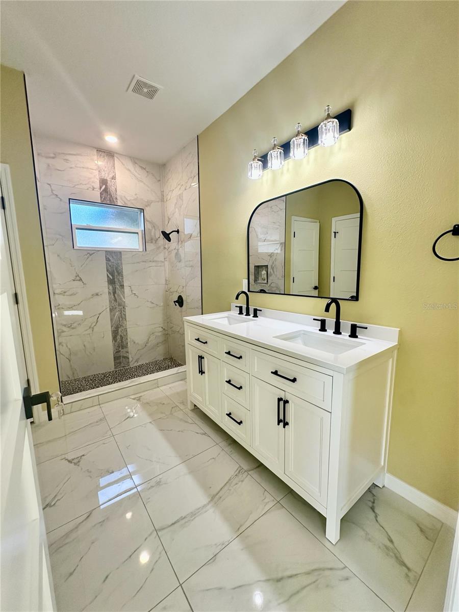 Image 15 of 36 For 419 Tillman Avenue