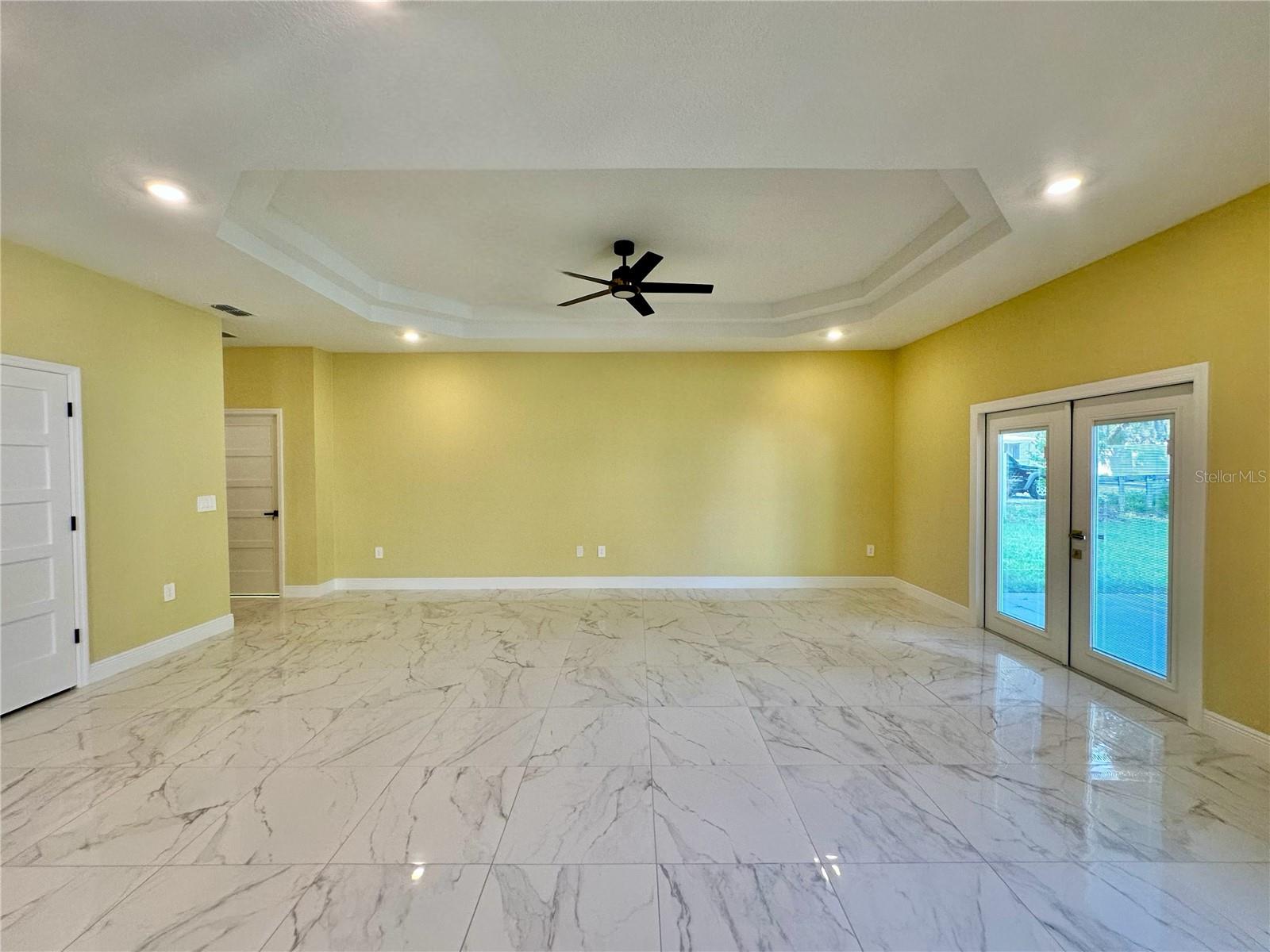 Image 4 of 36 For 419 Tillman Avenue