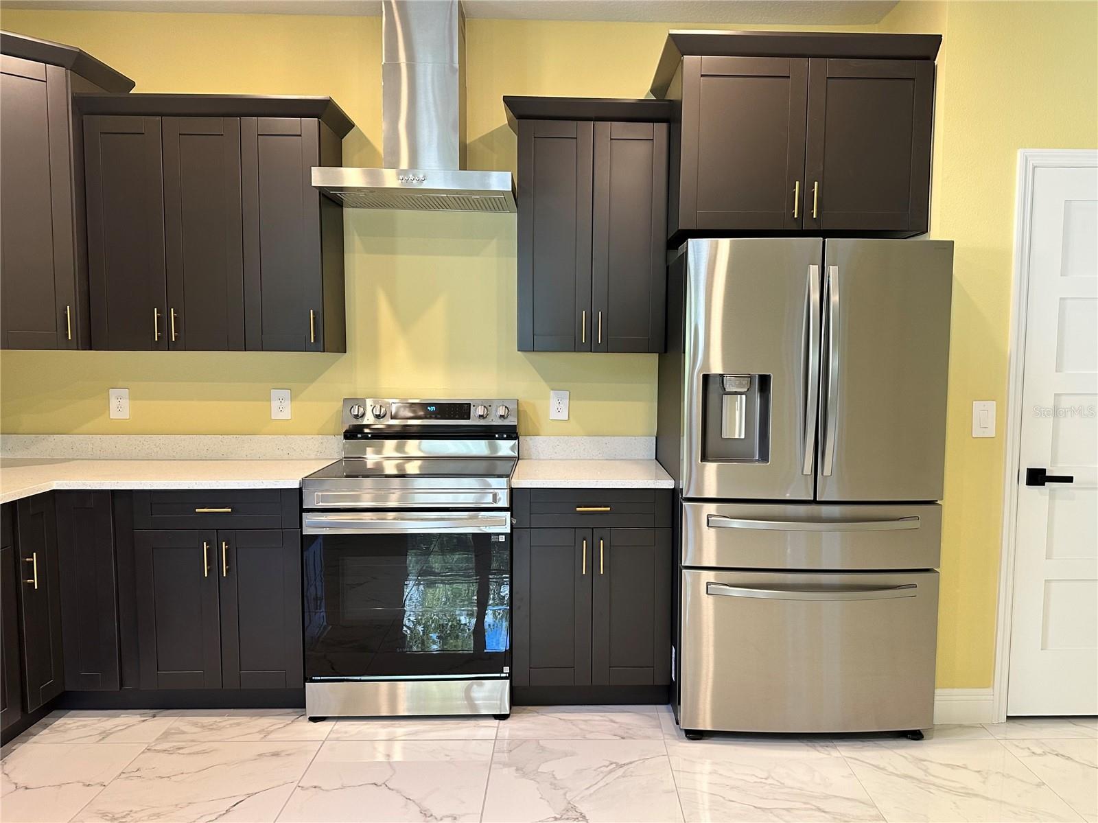 Image 9 of 36 For 419 Tillman Avenue